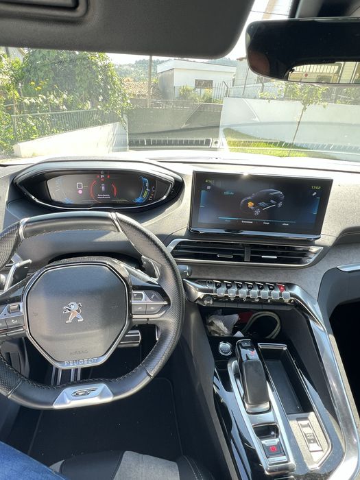 Peugeot 3008 GT Line Hybrid4 300 cv | 2021 | Branco Pérola