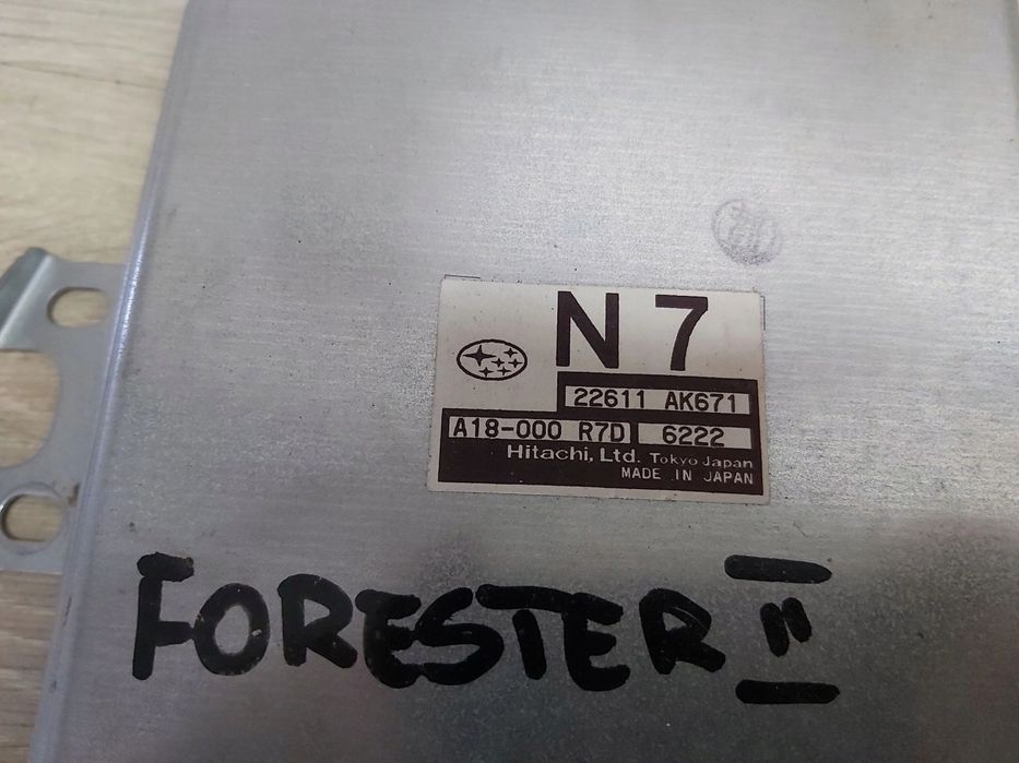 Subaru Forester II SG 2,0 komputer sterownik silnika 22611AK671 A18-000R7D
