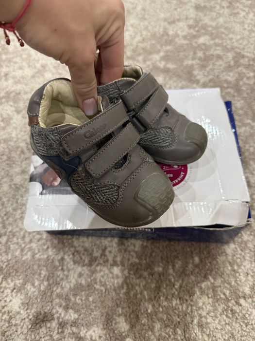 Продам дитяче взуття Chicco 22 розмір