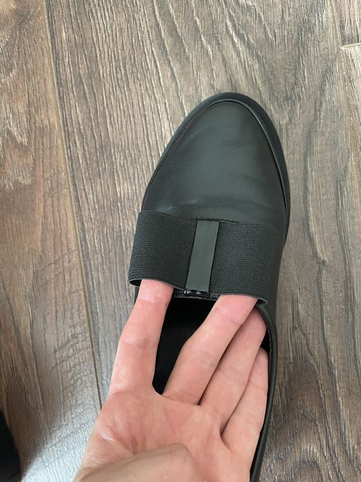 Чорні туфлі натуральна шкіра