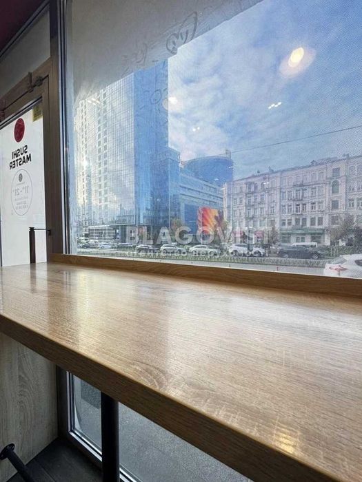 Басейна, 15 Нежитлове приміщення  90кв.м.  м."Палац спорту"