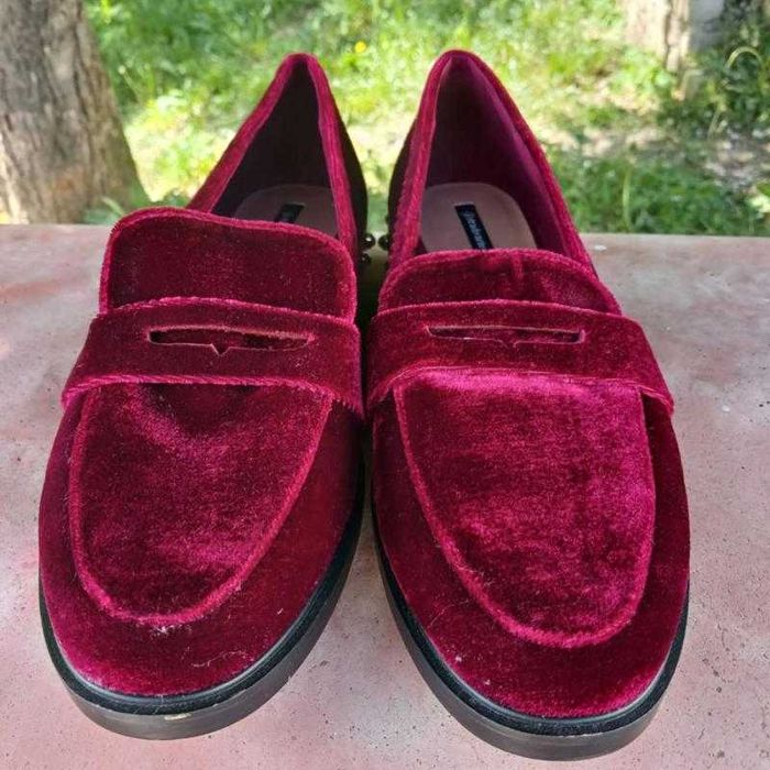 Женские новые туфлі-макасины вeлюр -замша stradivarius. размер 40,5-41