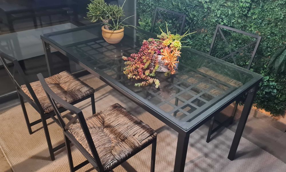 Mesa metal + 4 cadeiras