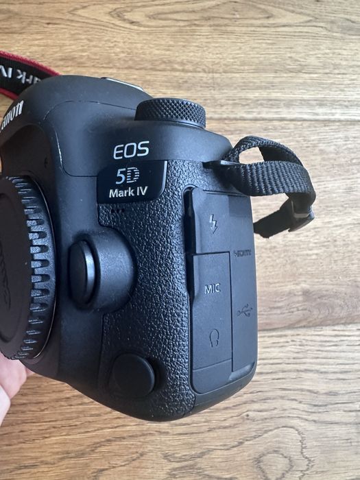 Canon EOS 5D Mark IV bdb stan