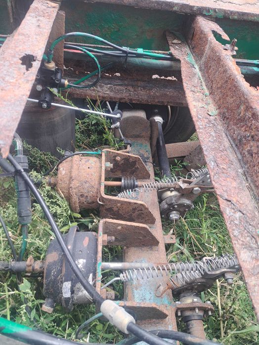 Naczepa na części osie bpw