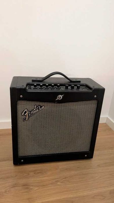 Fender Mustang II v2 (Muito bom estado)