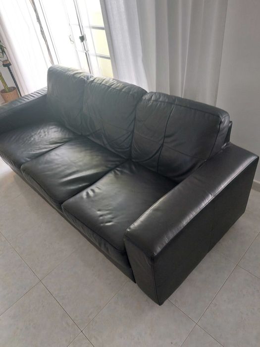 Sofá Ikea 3 lugares Pele