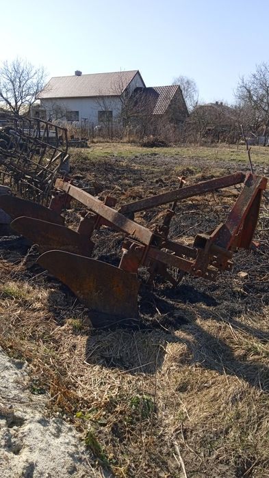 Продам плуг плн3/35 Одеського виробництва