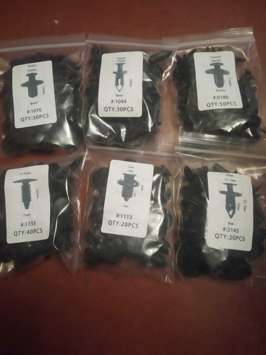 Набор автомобильных крепежей, пистоны, клипсы