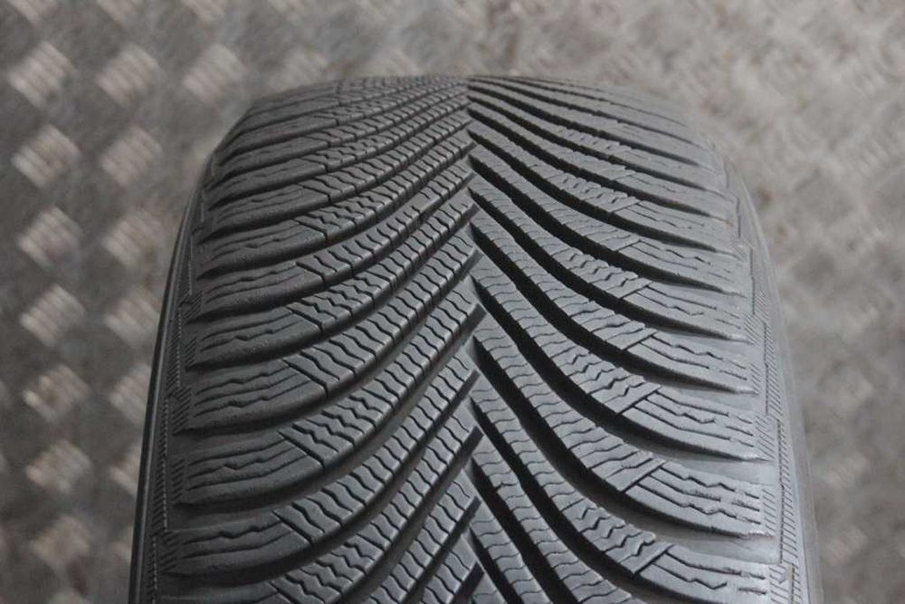 225/55/17 Michelin Alpin 5 225/55 R17 97H MO M0 * BMW