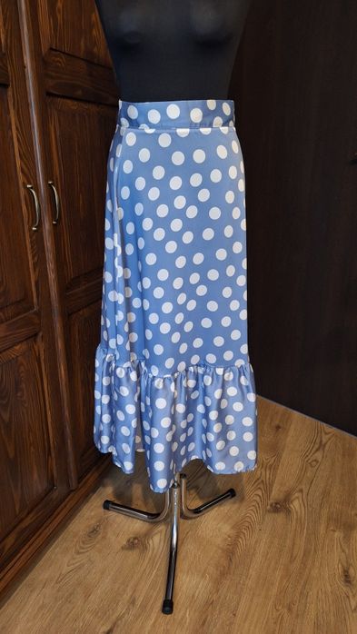 Spódnica midi w groszki