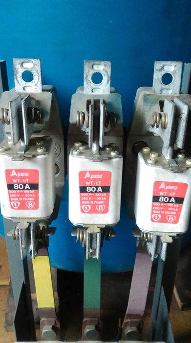 Wyłącznik rozłącznik  ŁOZ 23 ze stelażem