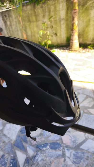 2 capacetes bicicleta ou trotinete