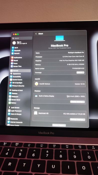 MacBook Pro 13” 2017 | i5 | 8GB RAM | 128GB SSD