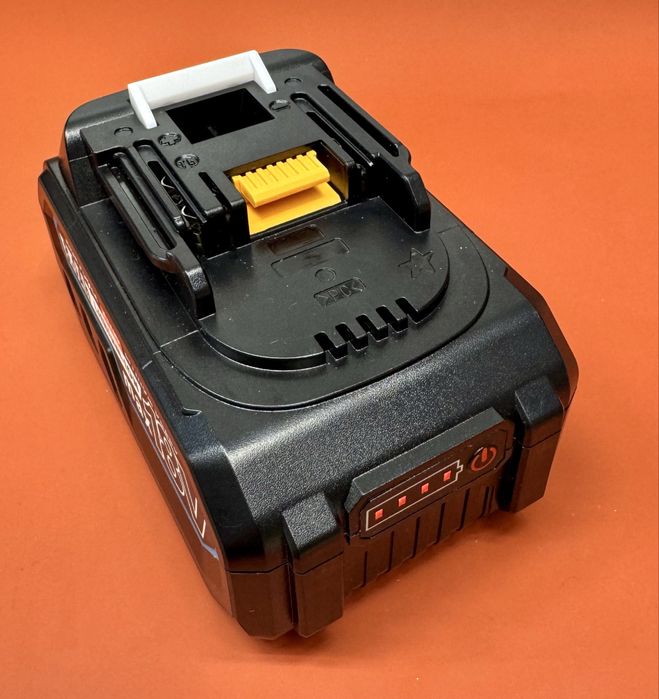 Аккумулятор Makita LXT  18V 8A новый