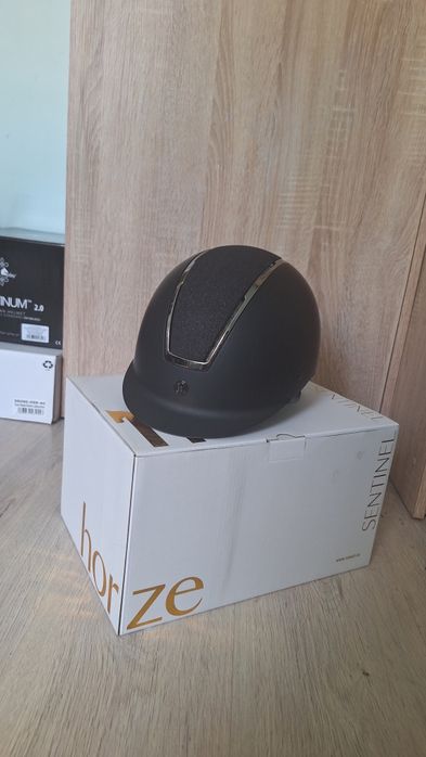 Kask jeździecki horze