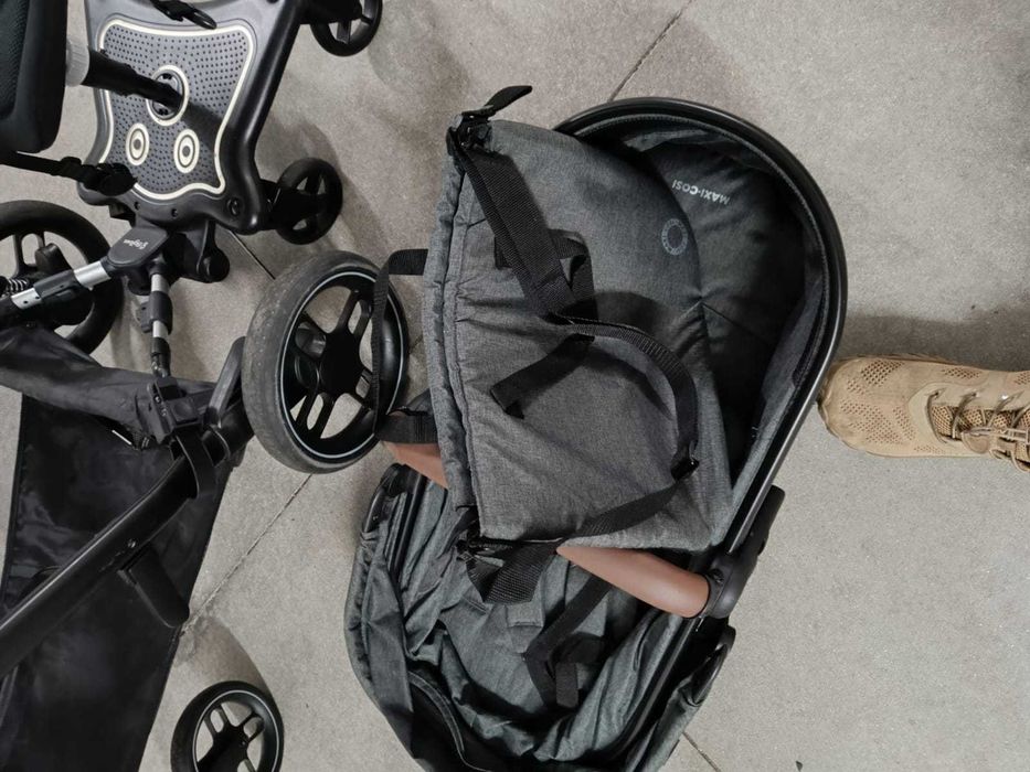 Carrinho bebé Maxi-Cosi Street Plus (carrinho + ovo + alcofa)