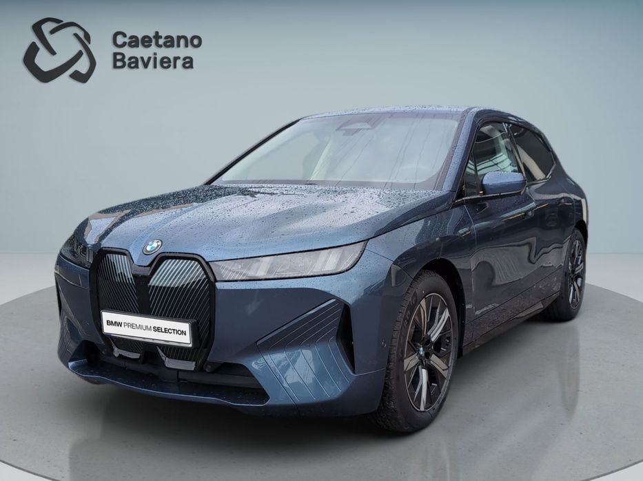 BMW iX xDrive 45