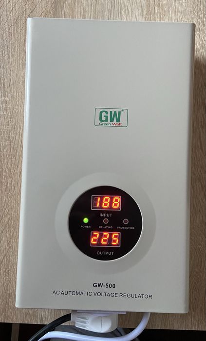 Однофазний стабілізатор напруги GW-500