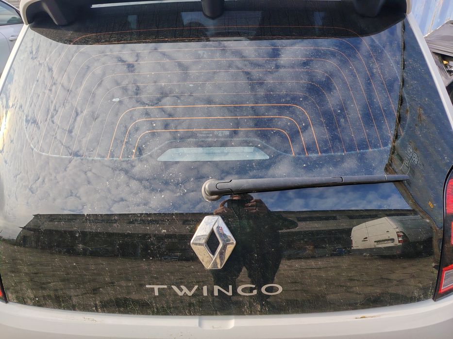 Sprzedam do Renault twingo 3 III klapę tylną 2017 rok