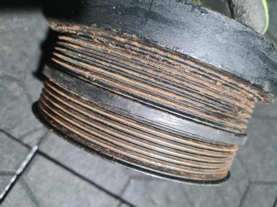 Mercedes Sprinter 906 2.2 lift koło pasowe podwójne chłodnia