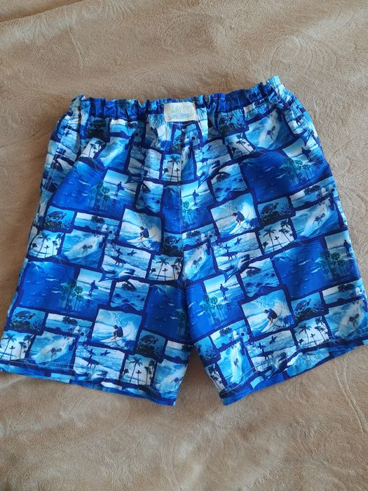 Отдам шорты пляжные,рост 152