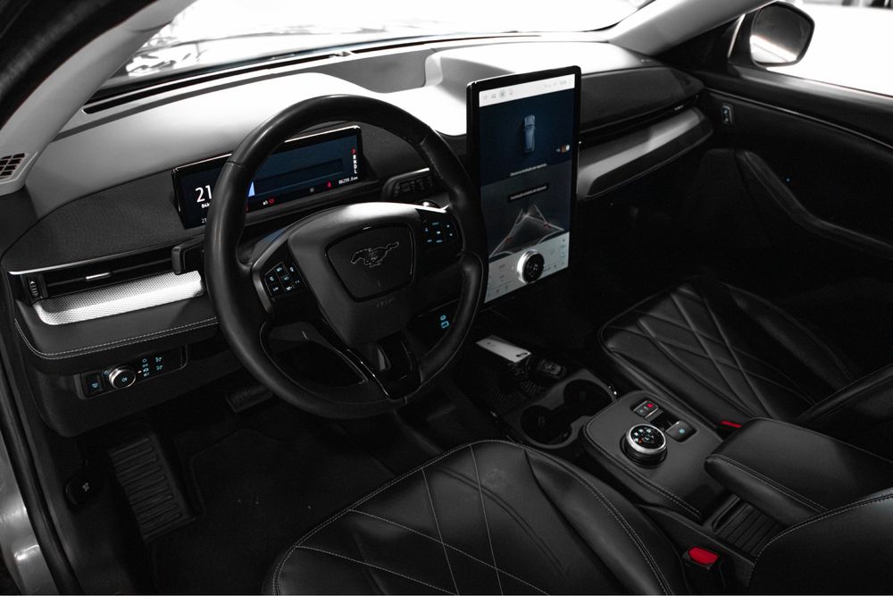 FORD MUSTANG MACH-E 76 kWh 85.000KM 2021