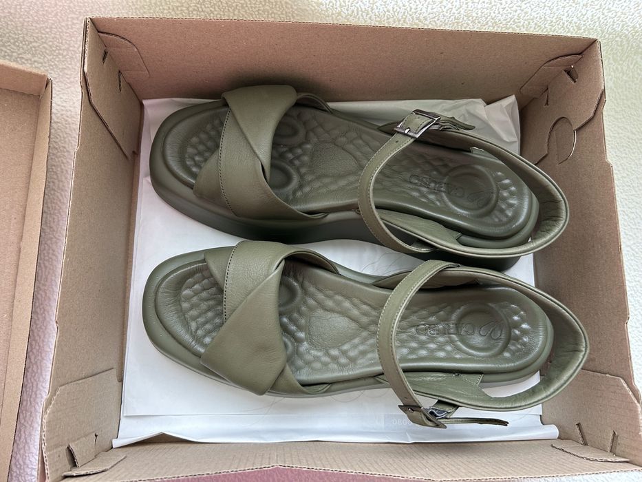 Взуття шкіряне на літо