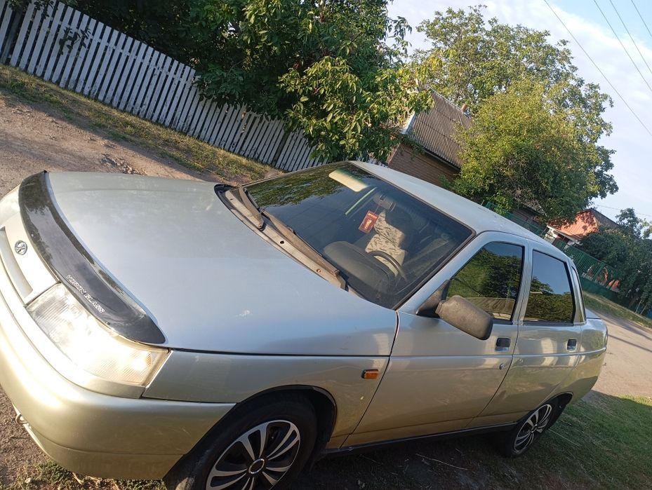 Продам гарне авто Ваз 2110 2006 рік бензин