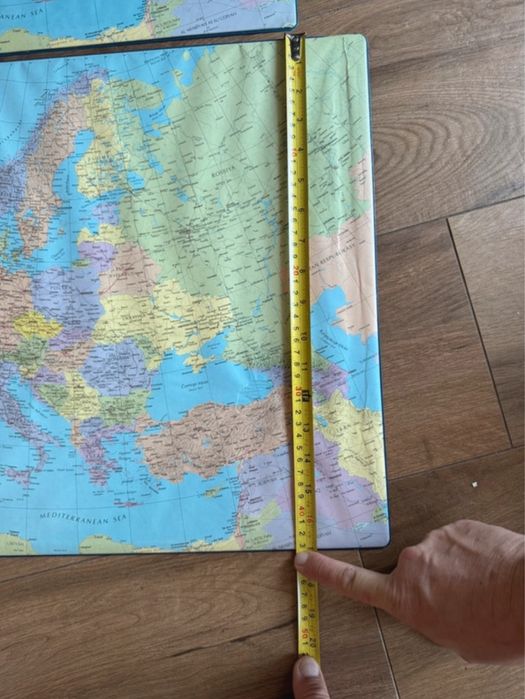 Mata na biurko mapa świata 2 szt 7 zl
