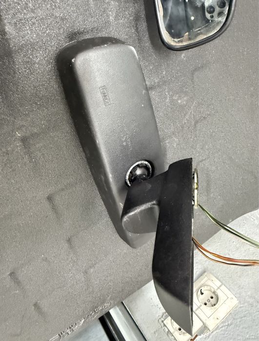 Дзеркало салону заднього огляду Ford Focus 2