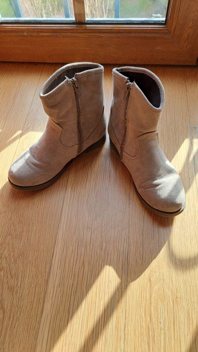 2 pares de Botas de menina número 34