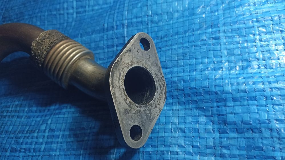 Трубка EGR VW SKODA AUDI 1.9 TDI 96 KW 130 к.с.