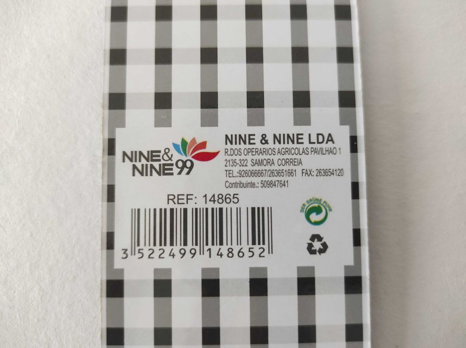 4 Chávenas de Café com Pires (porcelana fina)