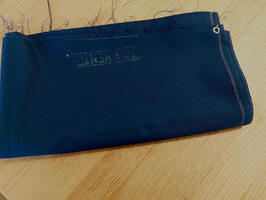 tkanina garniturowa 140 cm.