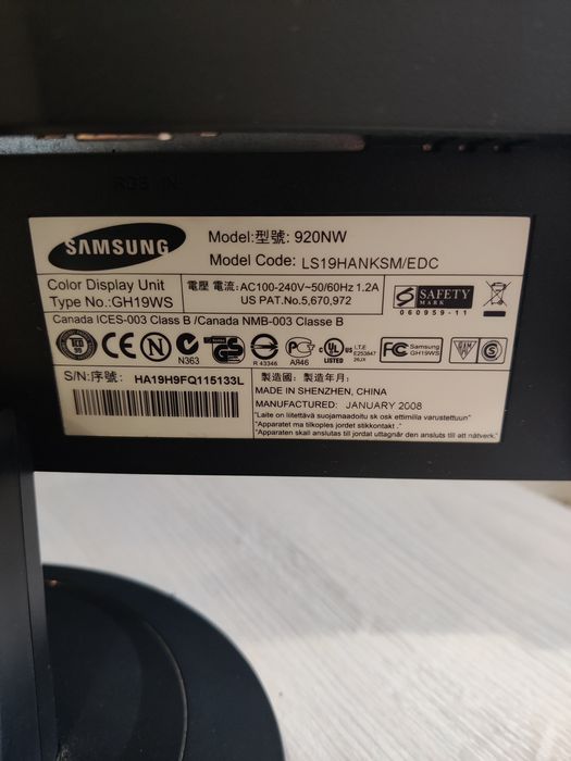 Монітор  SAMSUNG SyncMaster 920NW.