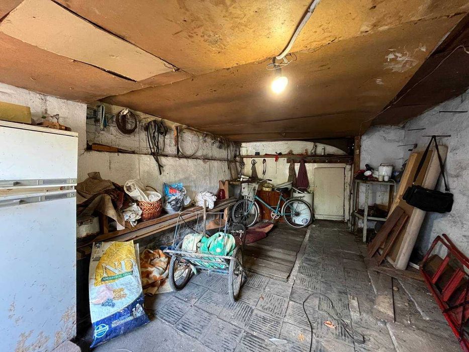 Обмін/ Продаж будинку з гаражем Площа Визволення