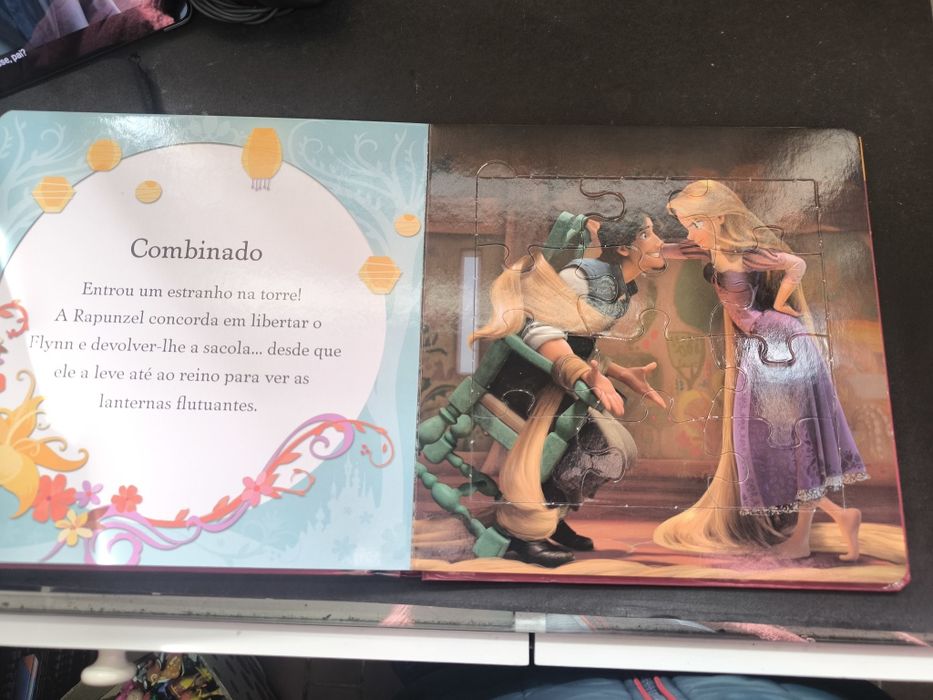 Livro Rapunzel livro Puzzle 
Sabes onde colocar as peças do puzzle? 
J