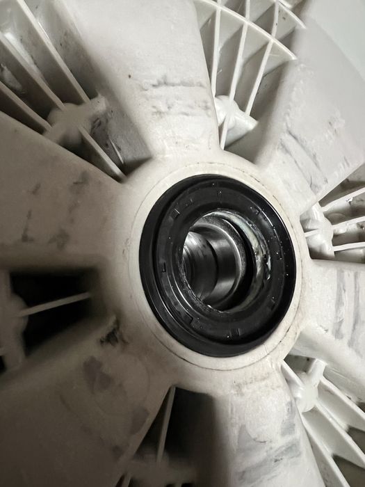 LG 5kg Бак + Нова хрестовина і підшипники