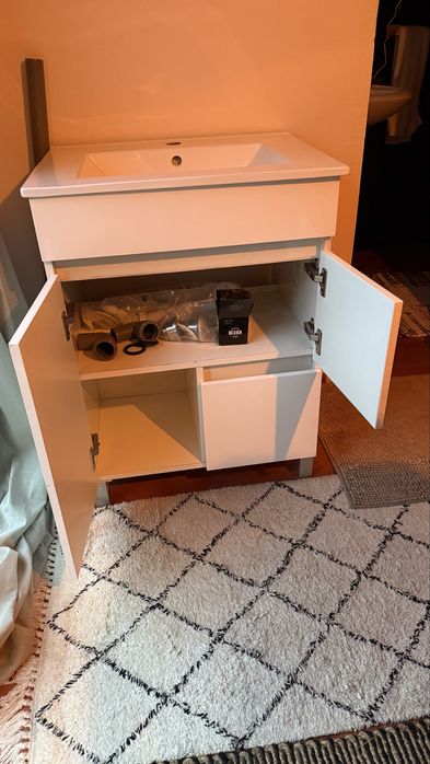 Movel de casa de banho c/ lavatorio