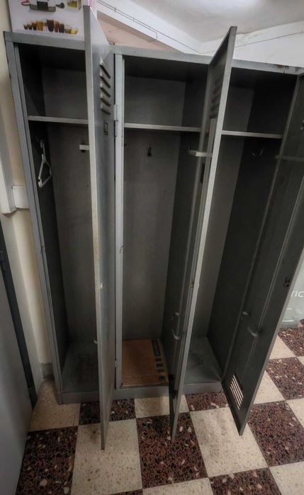 Cacifo ferro alto, com 3 compartimentos