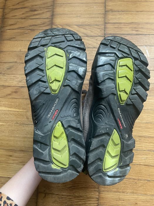 Трекінгові кросівки жіночі Salomon