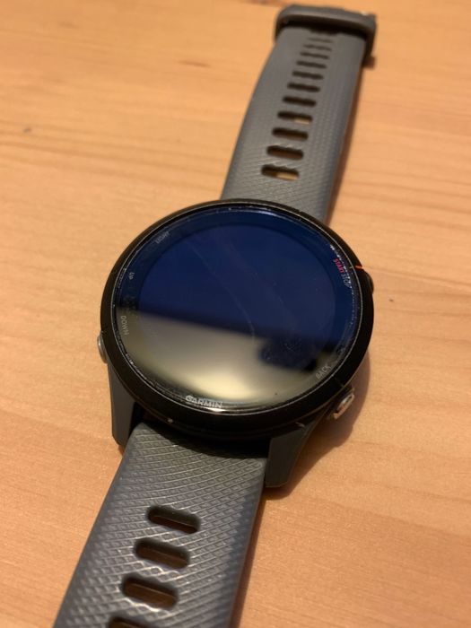 Garmin Forerunner 255 – Excelente Estado (1 ano e meio de uso)