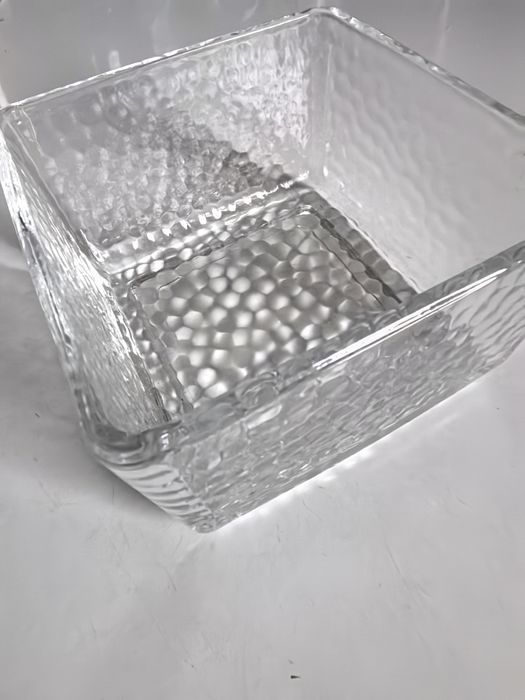 **  Mala miseczka na przekaski **