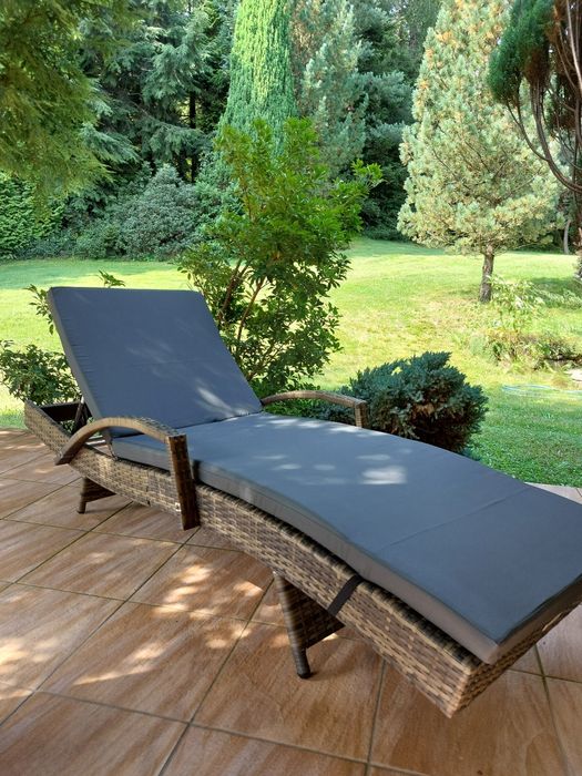 Leżak aluminiowy rattanowy Océane naturalny nowy