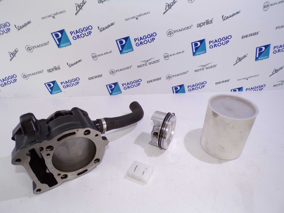 Komplet Cylinder + Tłok  Vespa GTS Piaggio MP3 Aprilia SR 300cc NOWY!