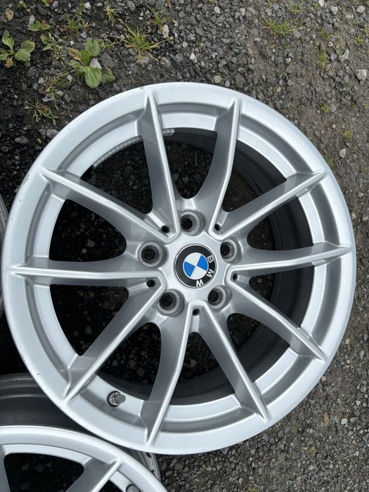 ND Piękne oryginalne felgi aluminiowe BMW 16” 5x112 TPMS