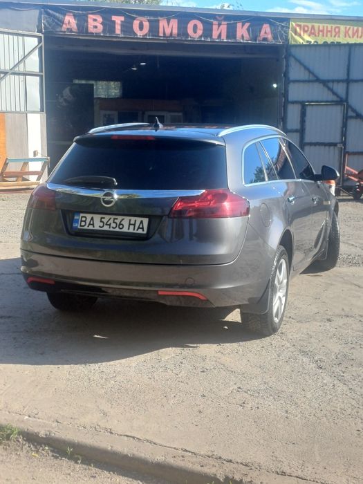 Opel Insignia Sports Tourer 2.0tdi 164к.с