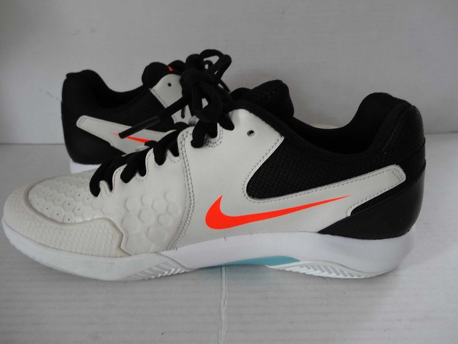 Buty NIKE AIR ZOOM RESISTANCE roz 44,5 Do Tenisa Sportowe