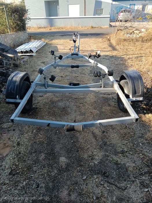 Atrelado para barcos até 5m sem documentos